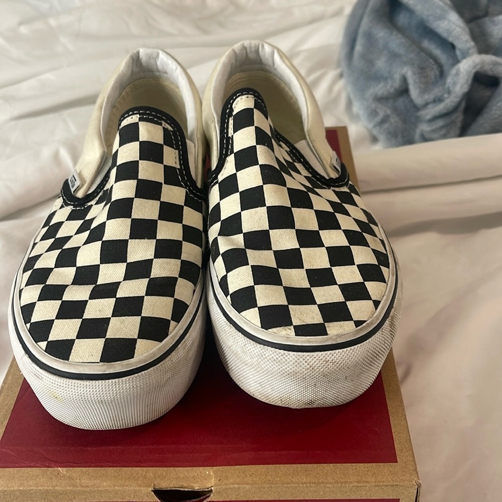 PLATFORM VANS